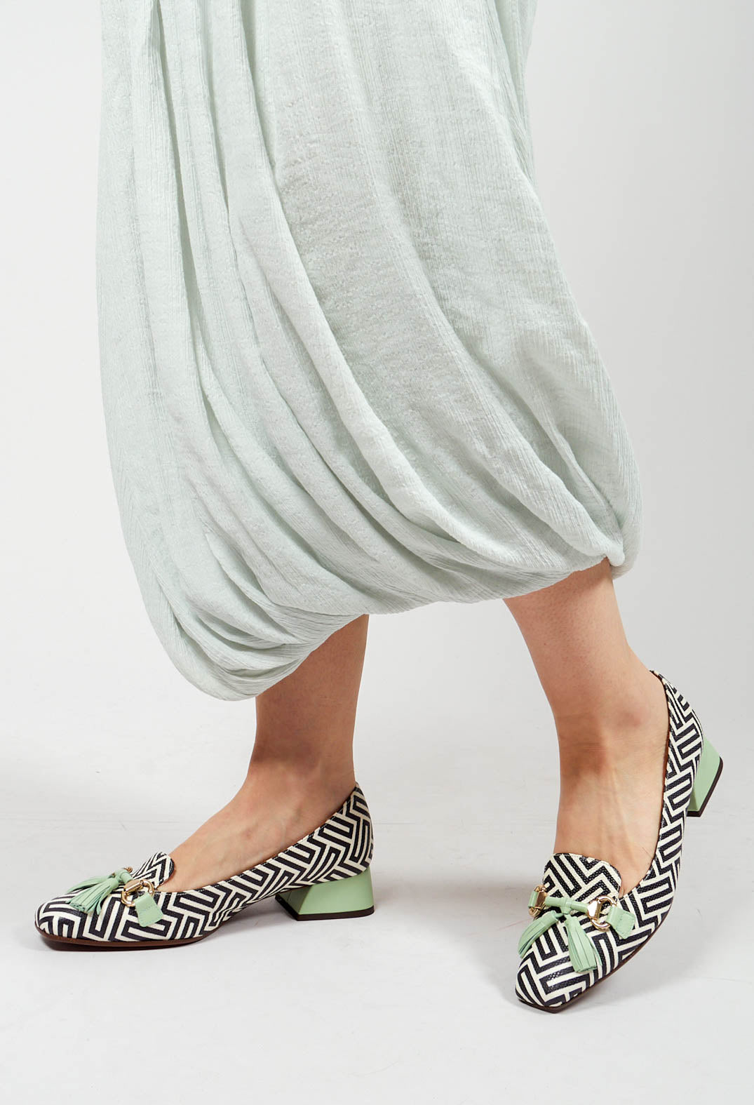 Hetus Shoe with Tassle Embelishment in Green Black and White