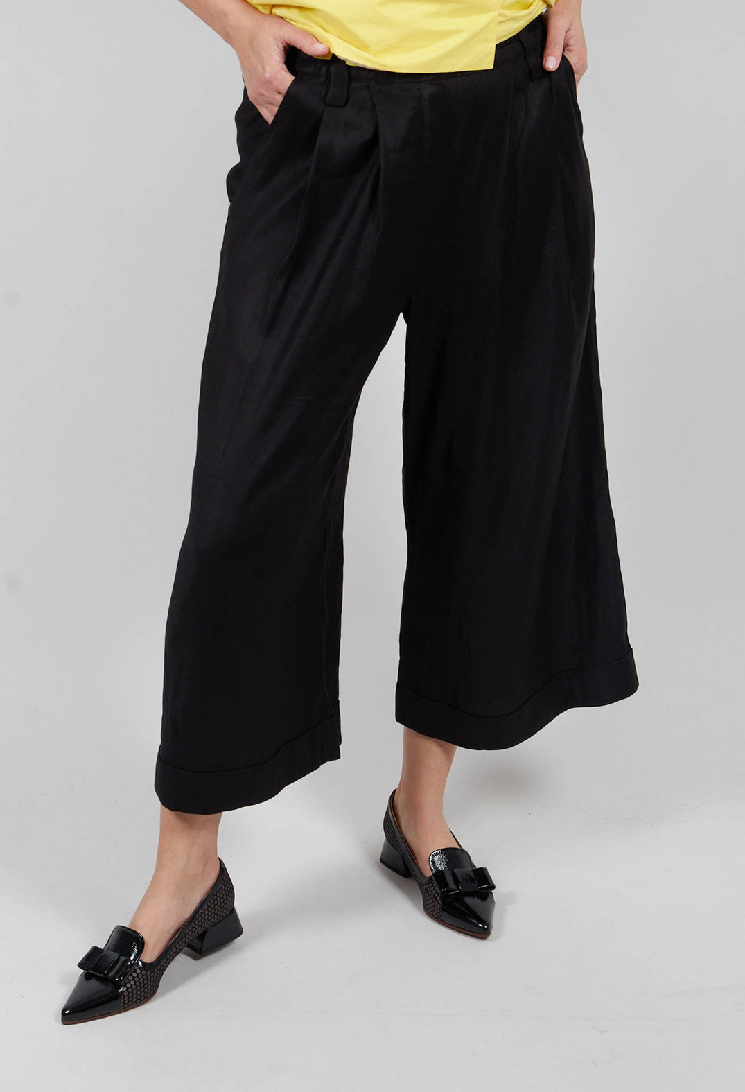 Pleated Wide Leg Trousers in Black