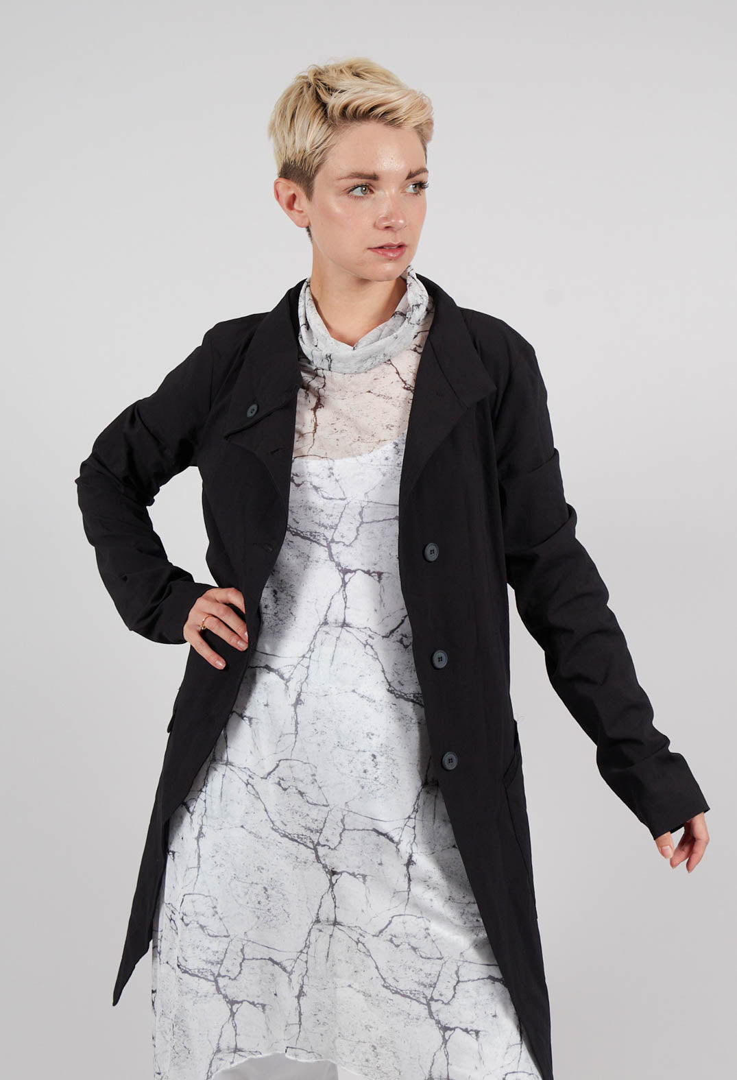 ジャケット・アウター PAL OFFNER PINGU COAT (HIGH-STRETCH) Pal Offner Penguin Coat in Black | Olivia May