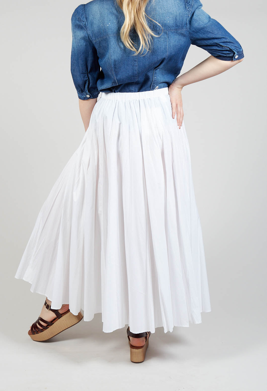 Creased Poplin Skirt in White