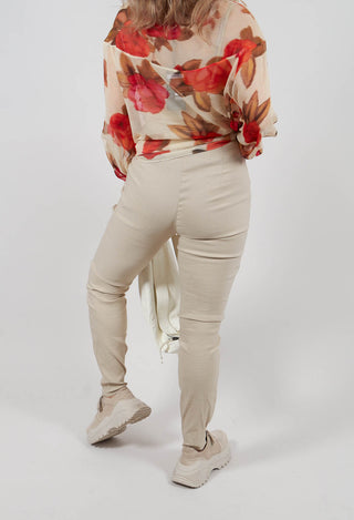 Grip Trouser In Sand