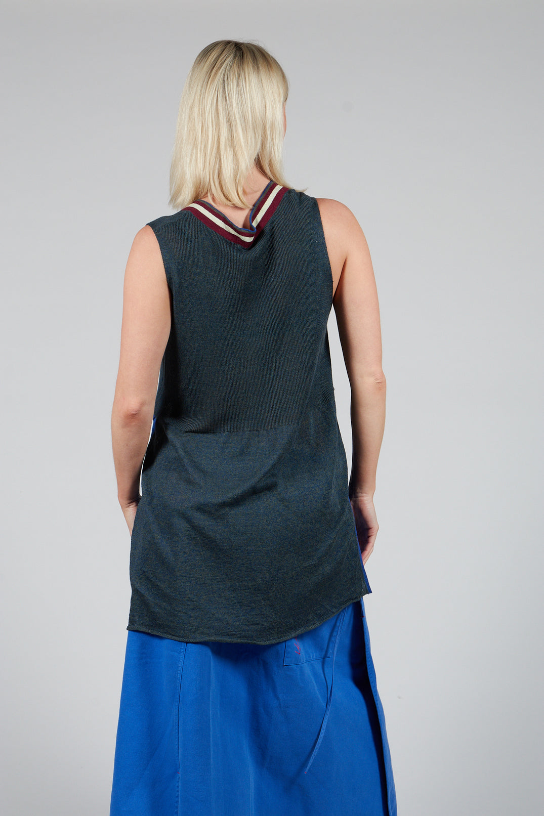 V Neck Vest in Laurel Oak and Jet Set