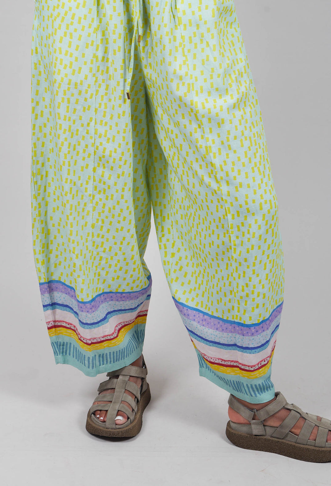 Balloon Style Trousers in Blue