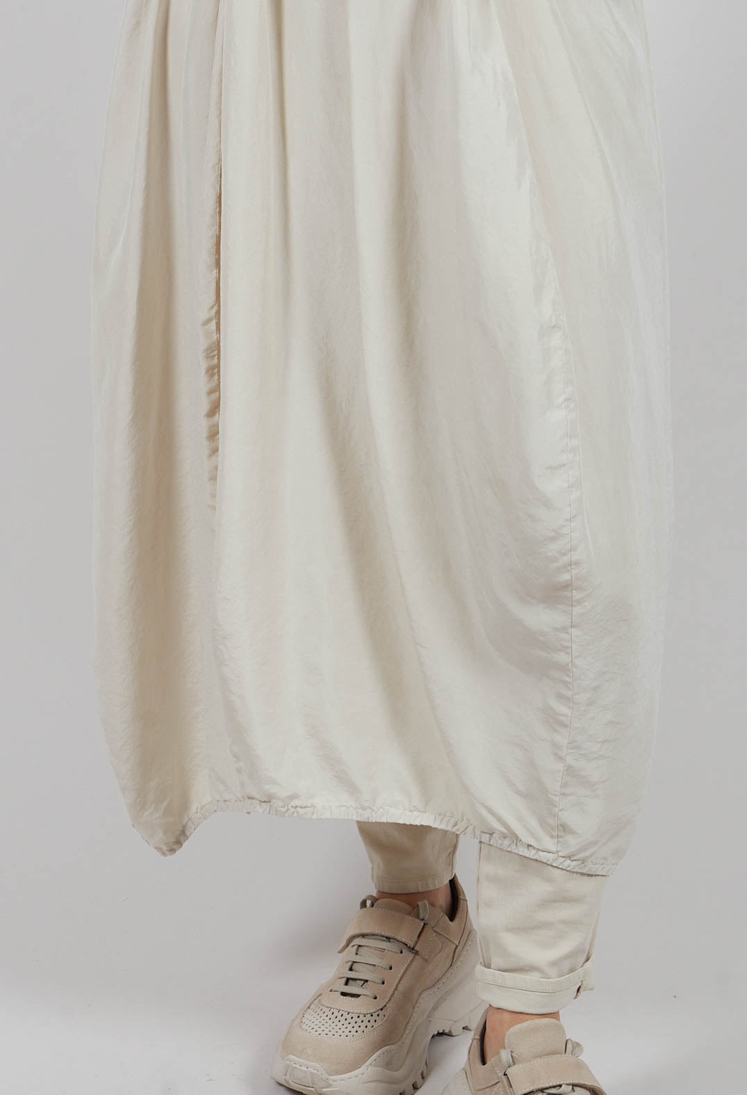 Jahrest Dress in Stroh