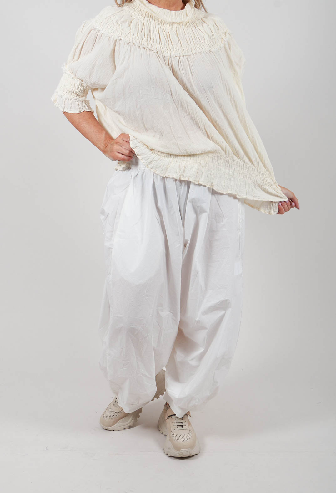 Meintrachten Trousers in Schnee