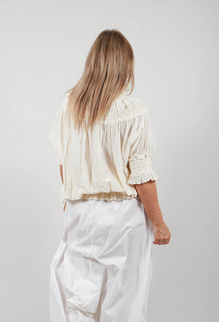 Feminatur Top in Schnee