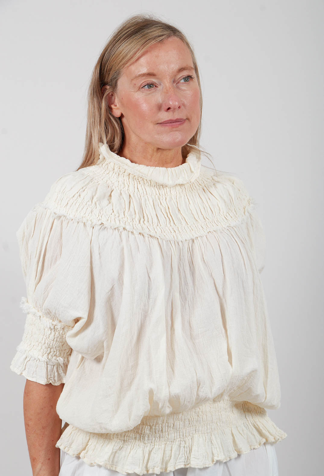 Feminatur Top in Schnee