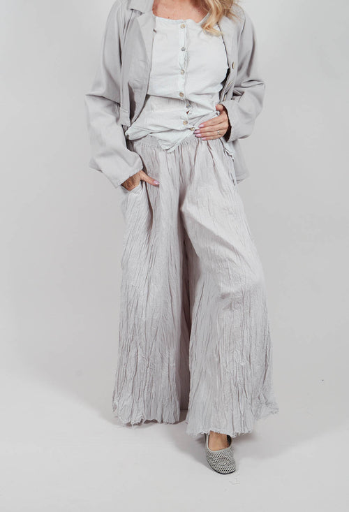 Bluhtextil Trousers in Pilz