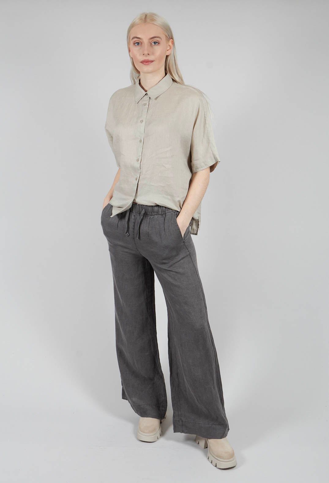 Mosaalf Pants in Charcoal