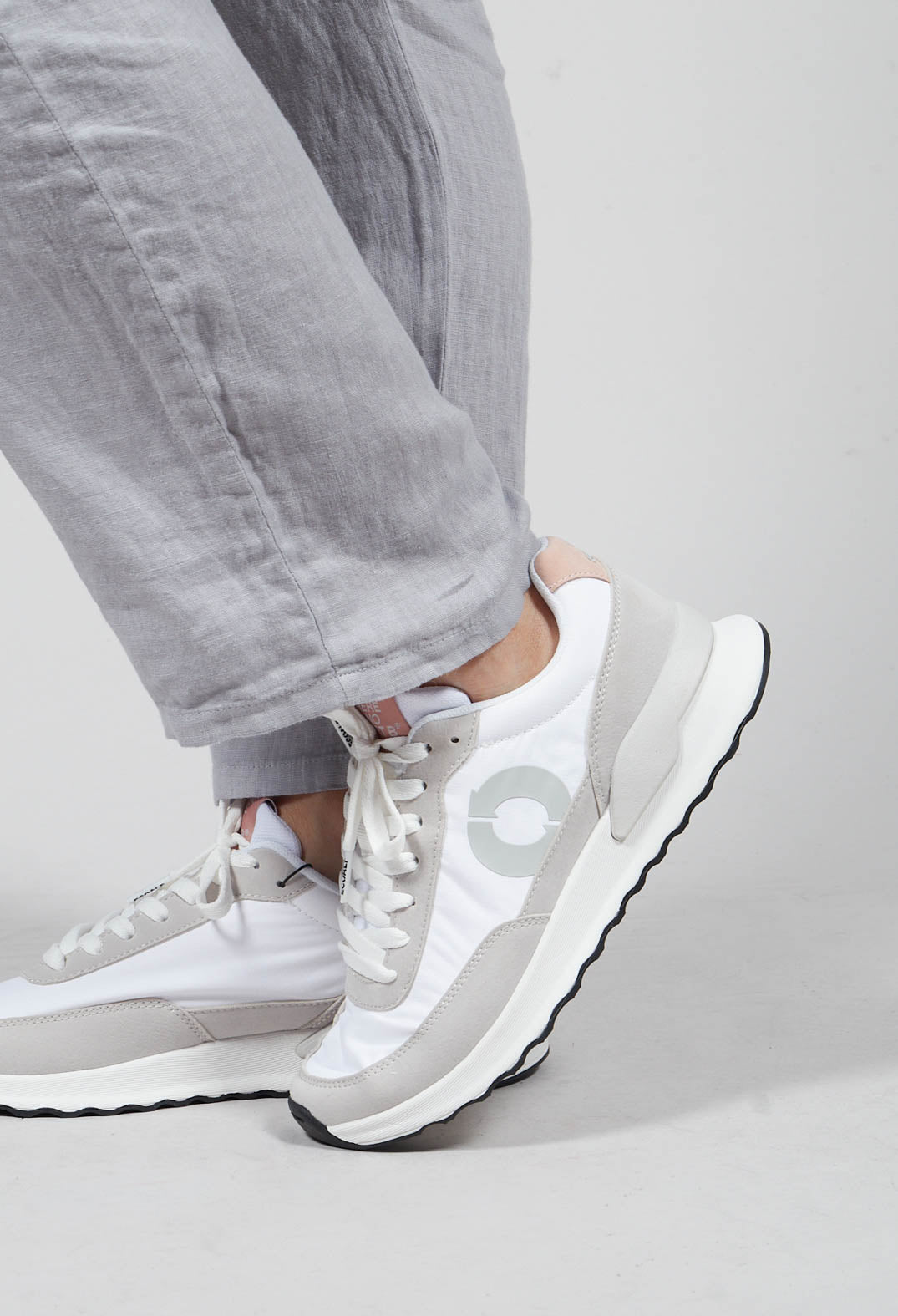 Condealf Sneakers in Off White Grey