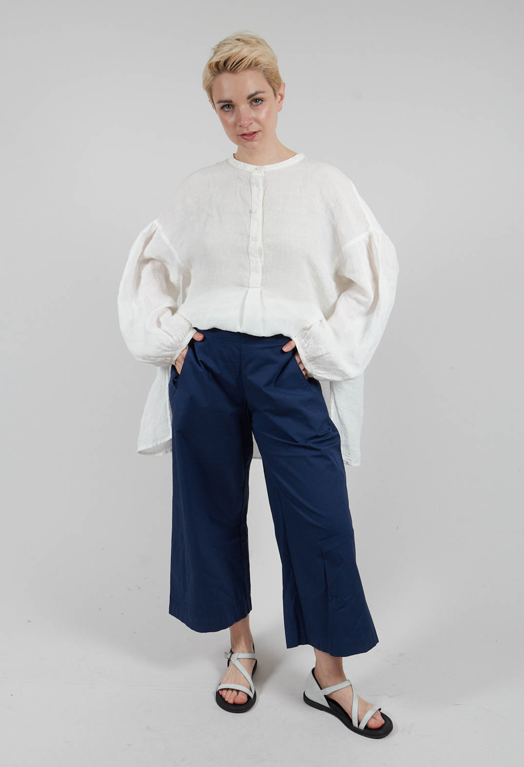 Skara Trousers in Midnight