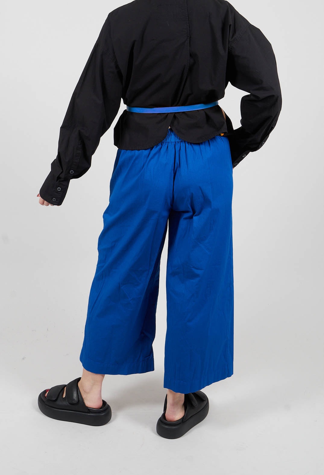 Skara Trousers in Saphir