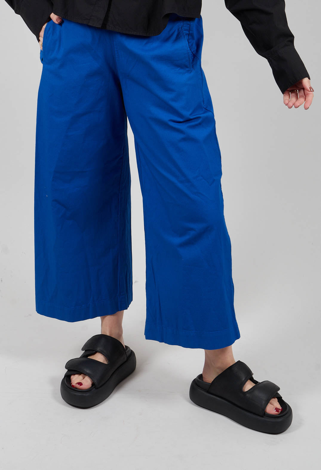 Skara Trousers in Saphir