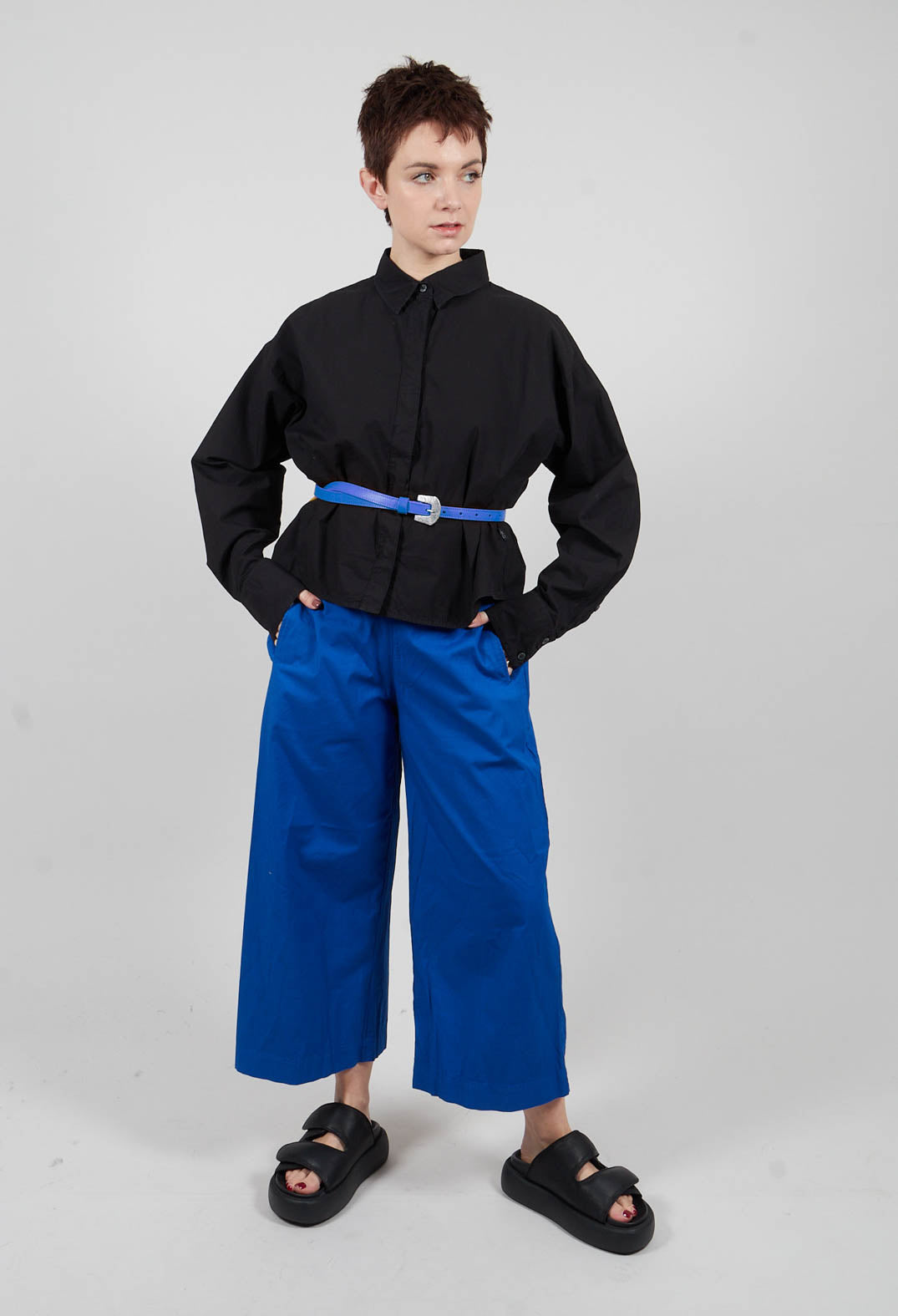 Skara Trousers in Saphir