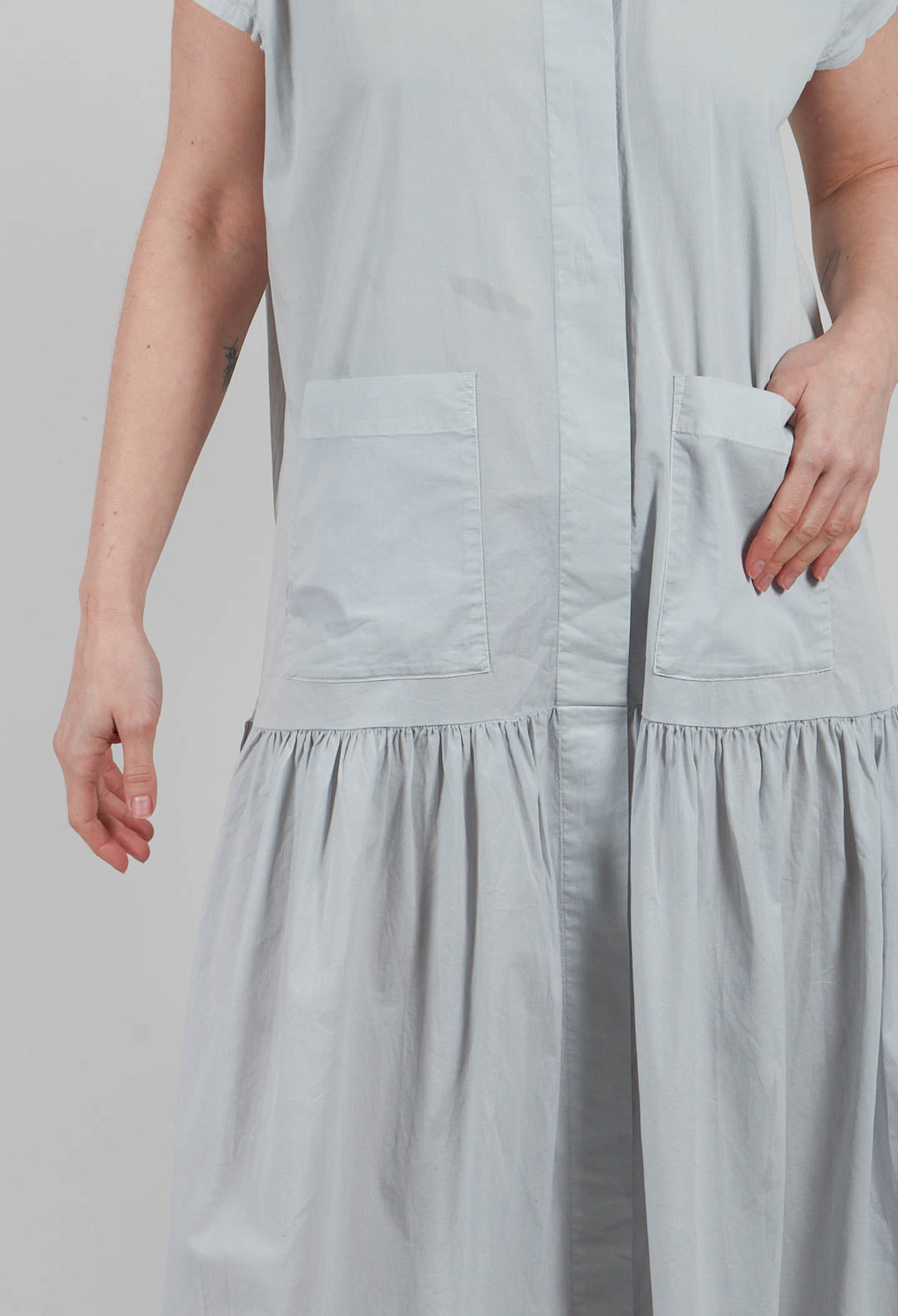 Kilibo Dress in Greige