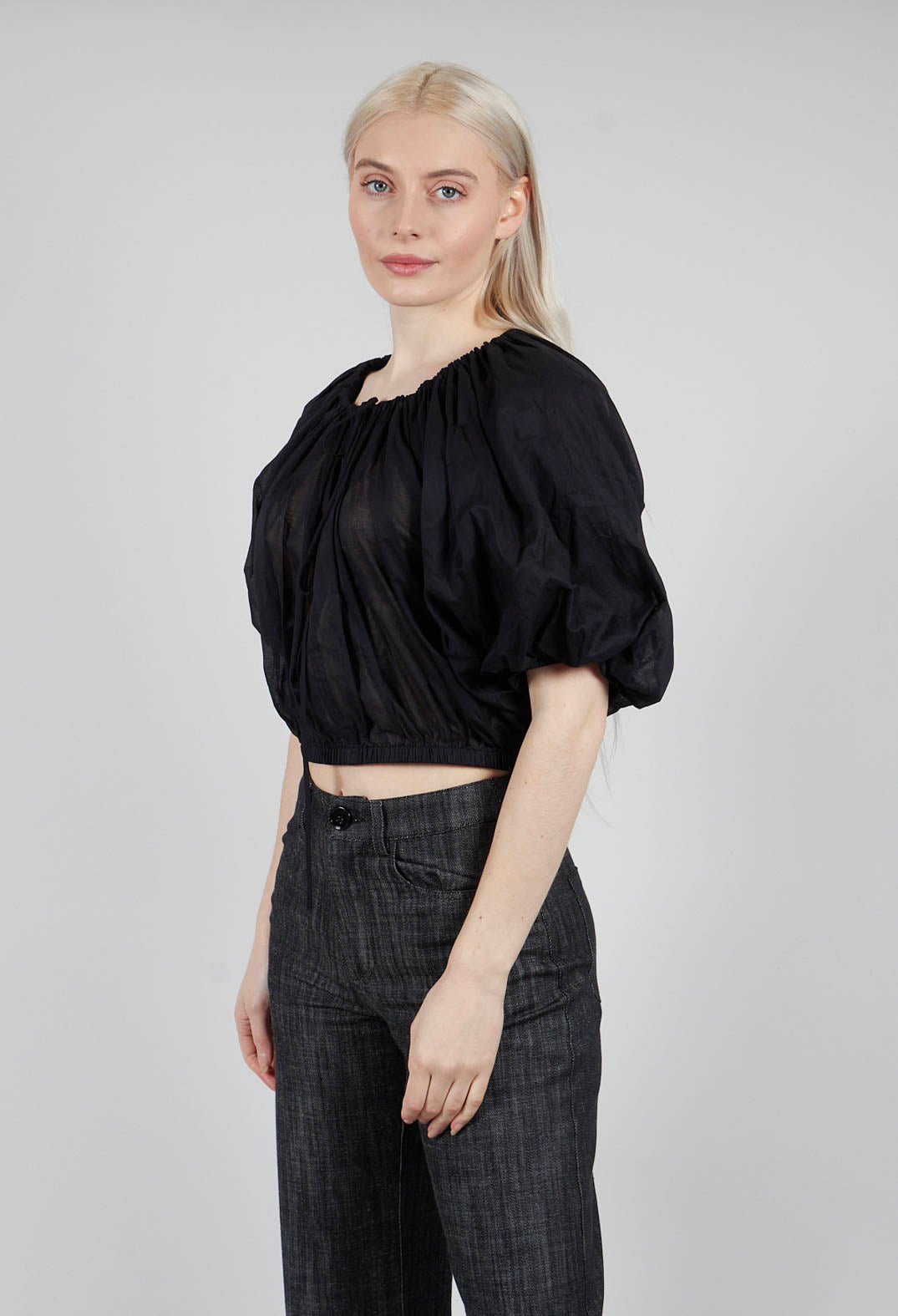 Cropped Prairie Blouse in Black