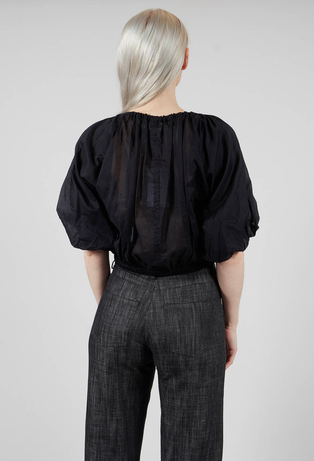 Cropped Prairie Blouse in Black
