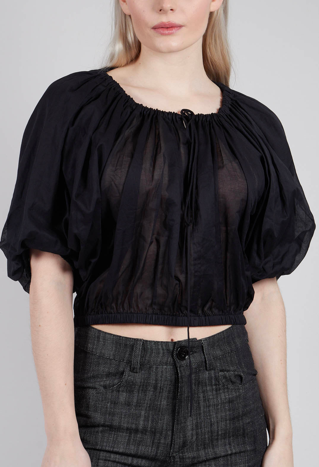 Cropped Prairie Blouse in Black