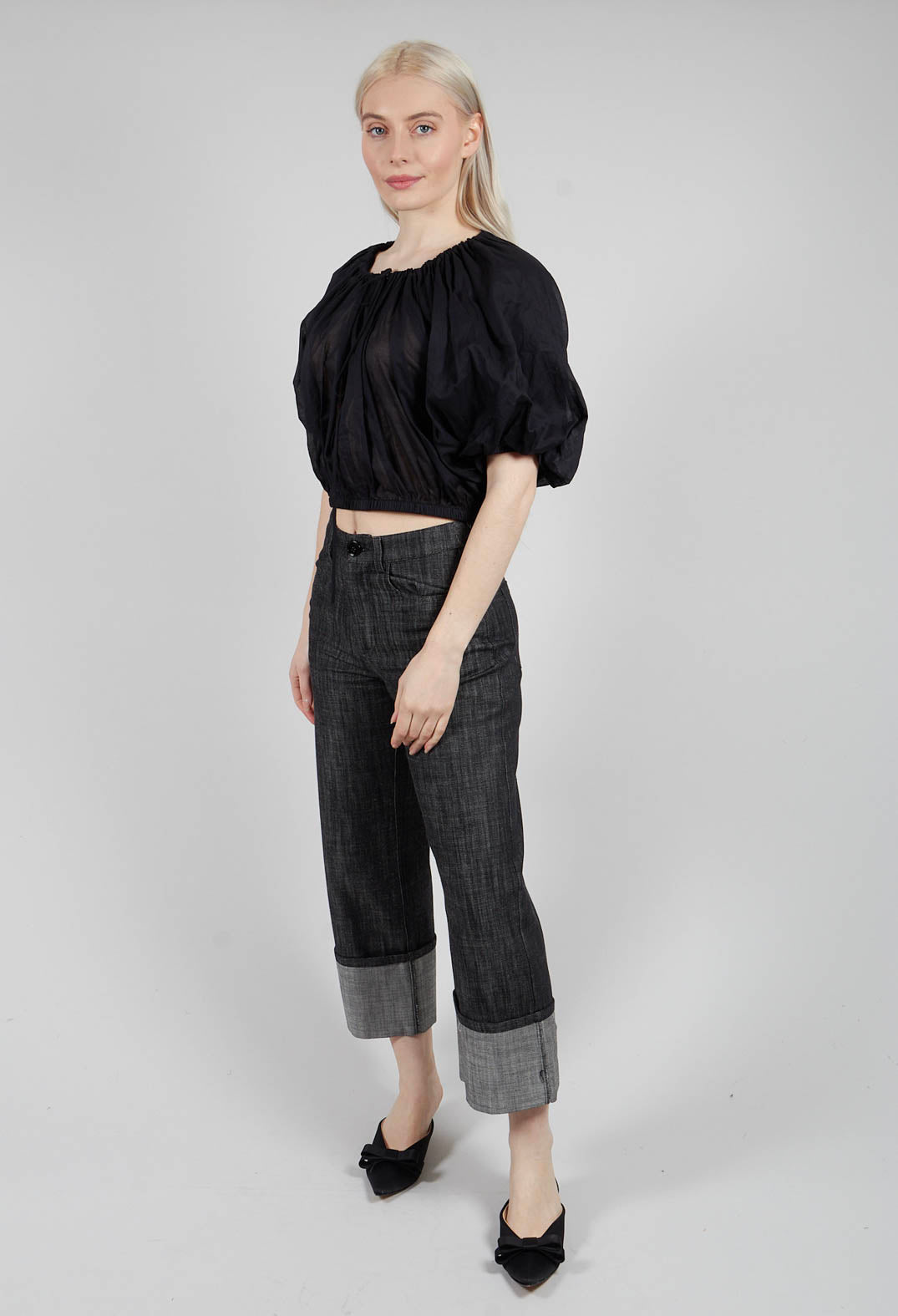 Cropped Prairie Blouse in Black