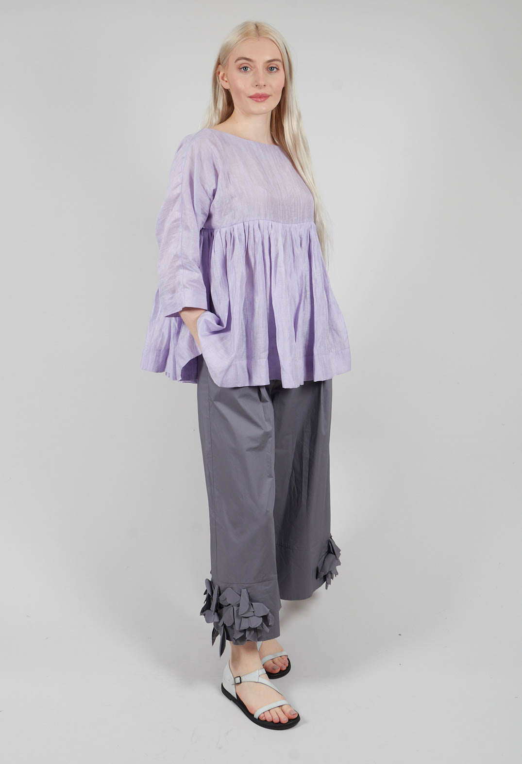 Frill Hemmed Trousers in Grey Purple