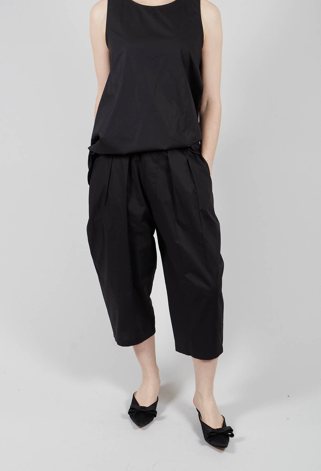 Balloon Leg Trousers in Black