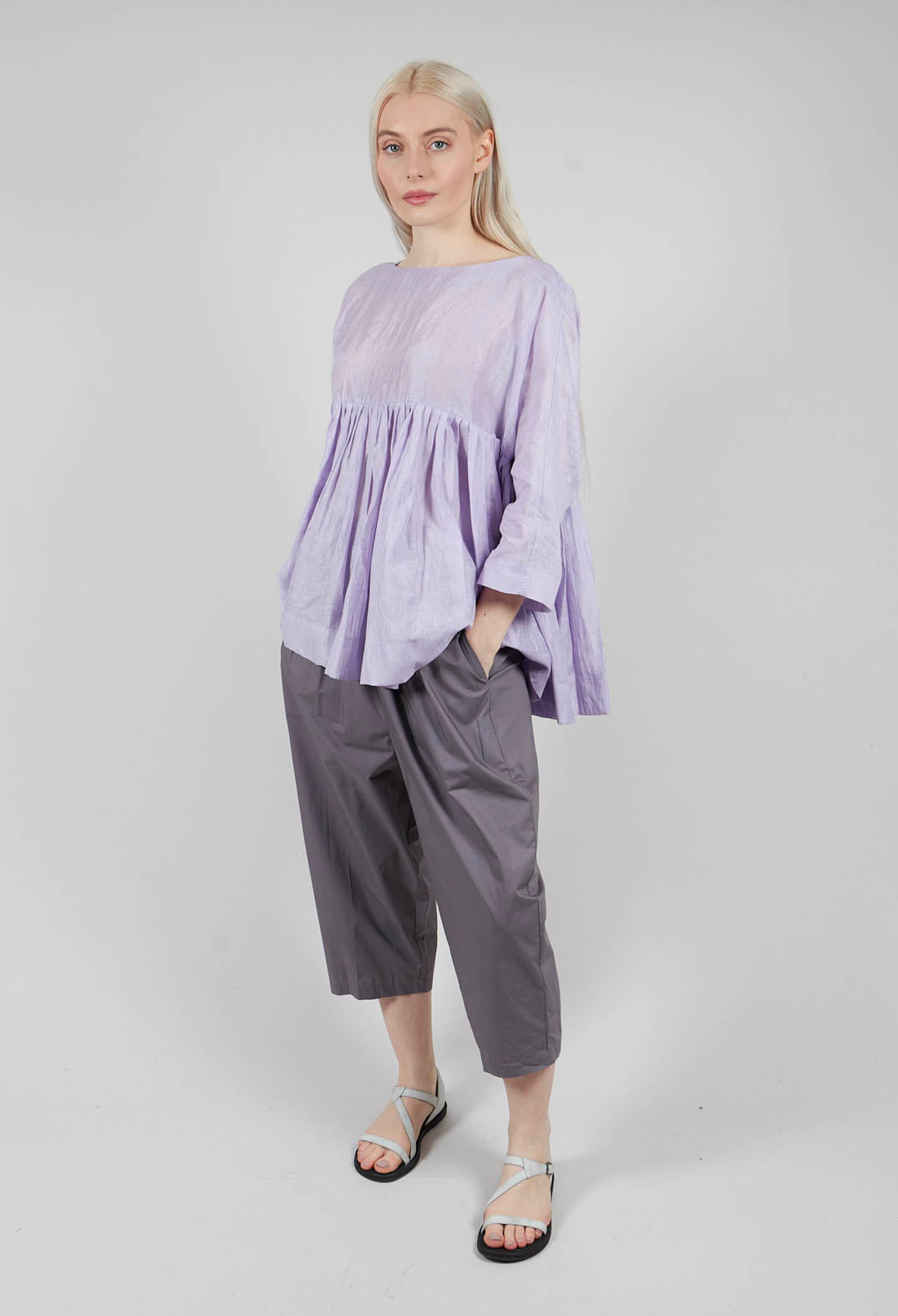 Balloon Leg Trousers in Grey Purple