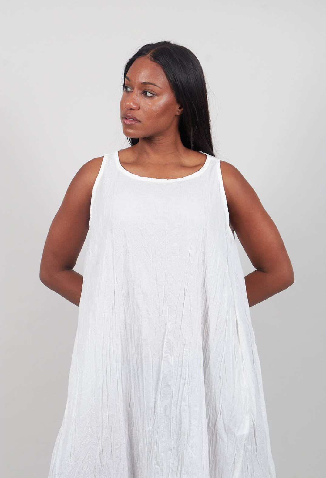 Selbstlinien Dress in Schnee
