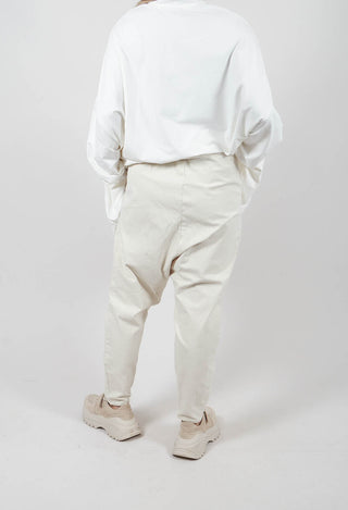 Wirksamen Trousers in Stroh