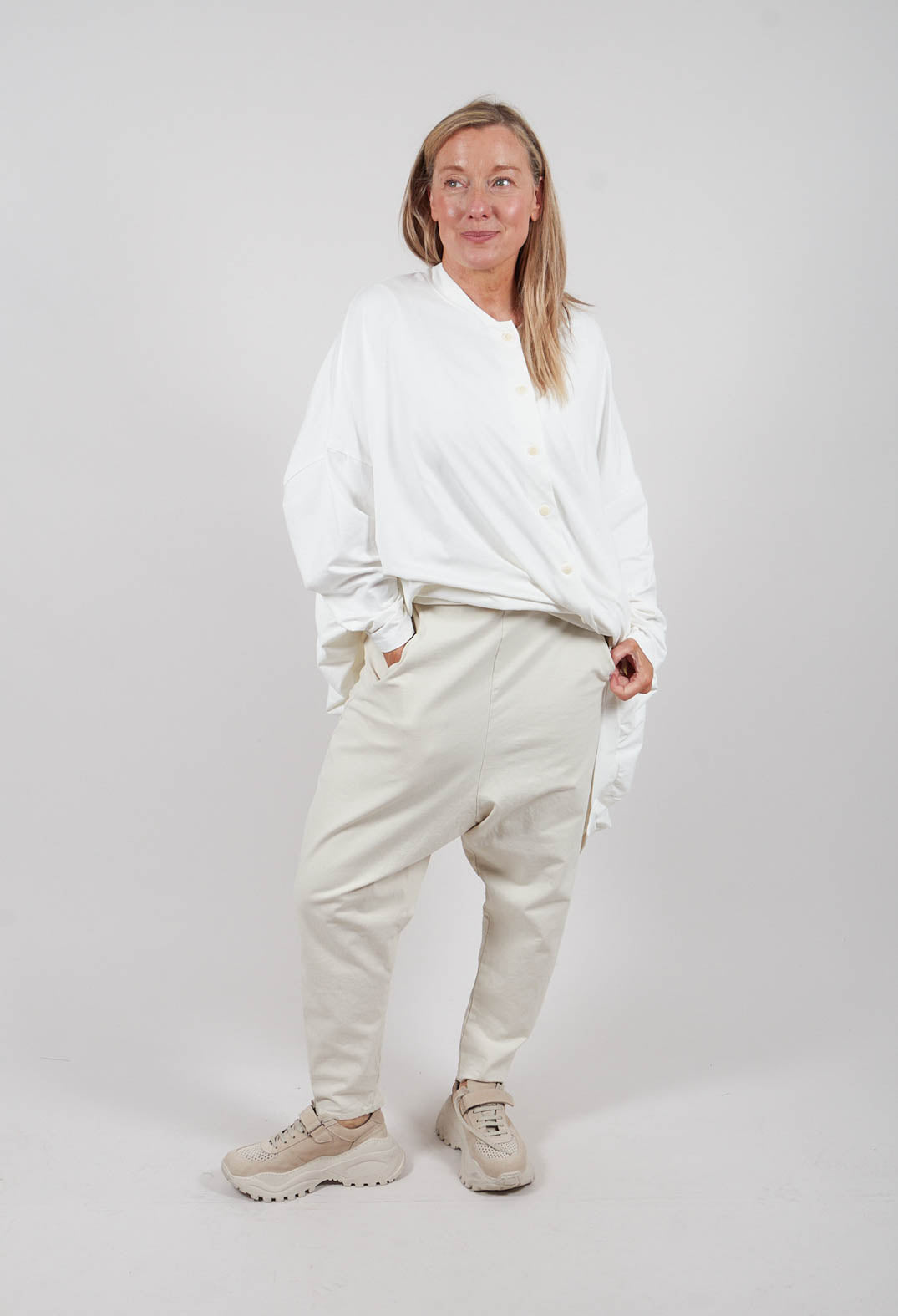 Wirksamen Trousers in Stroh