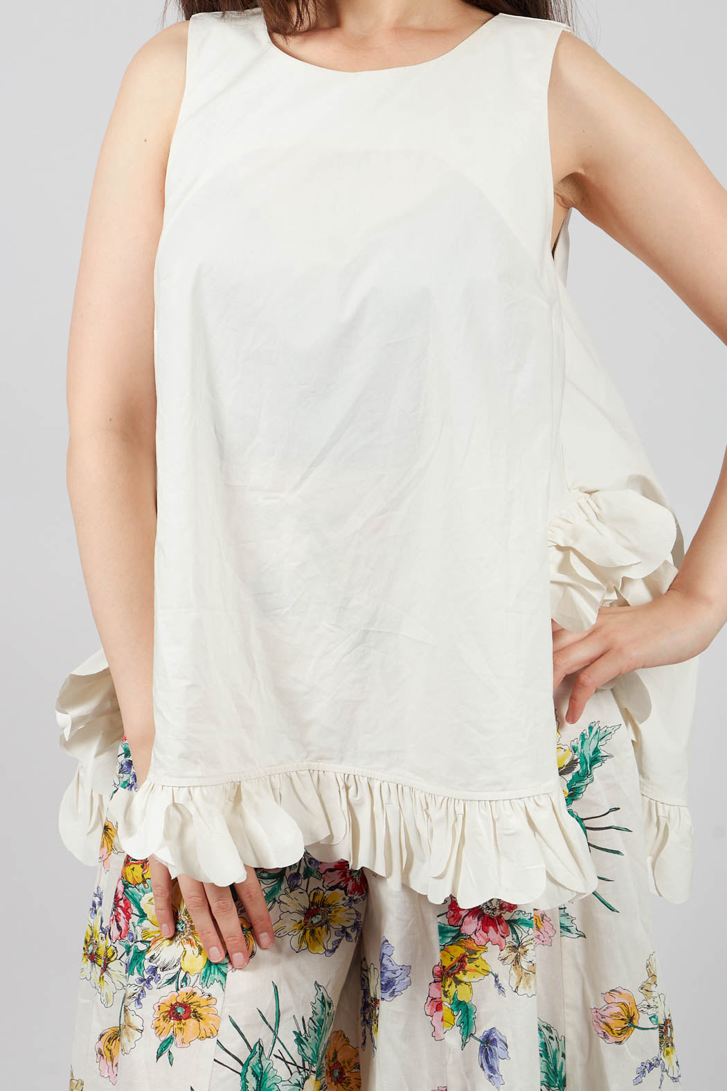 Frill Hemmed Blouse in Cream