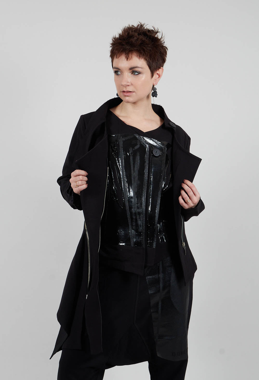 VIZO Jacket in Black