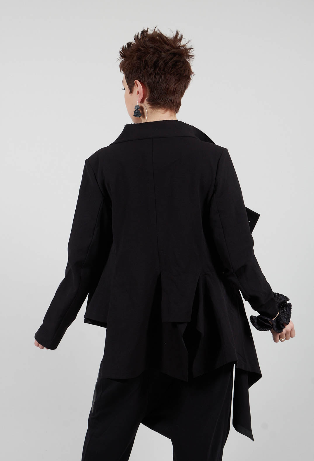 VIZO Jacket in Black