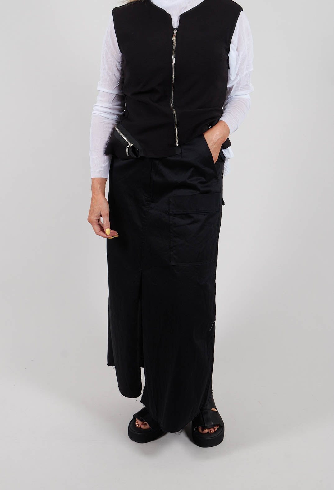 DOST1 Skirt in Black