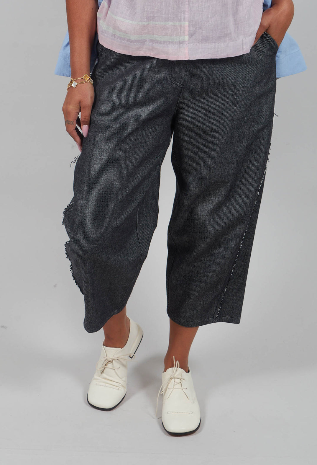 Raw Hemmed Jean Trousers in Dark Blue
