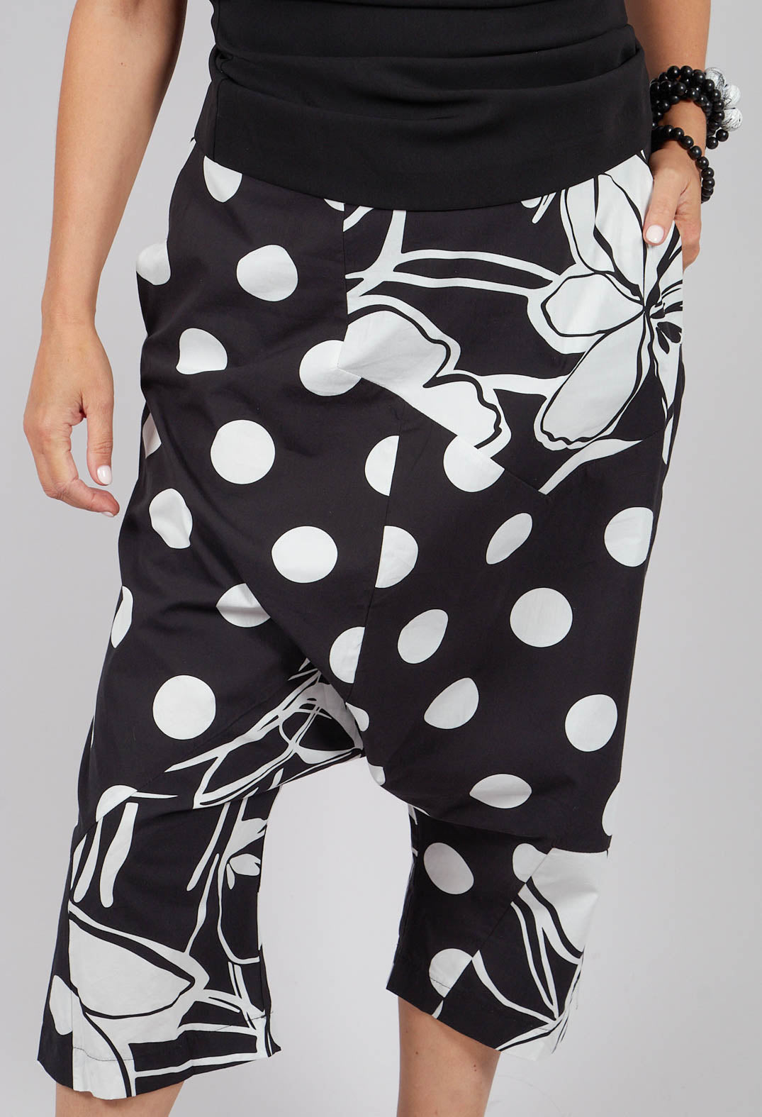 Drop-Crotch Polka Dot in Original Black