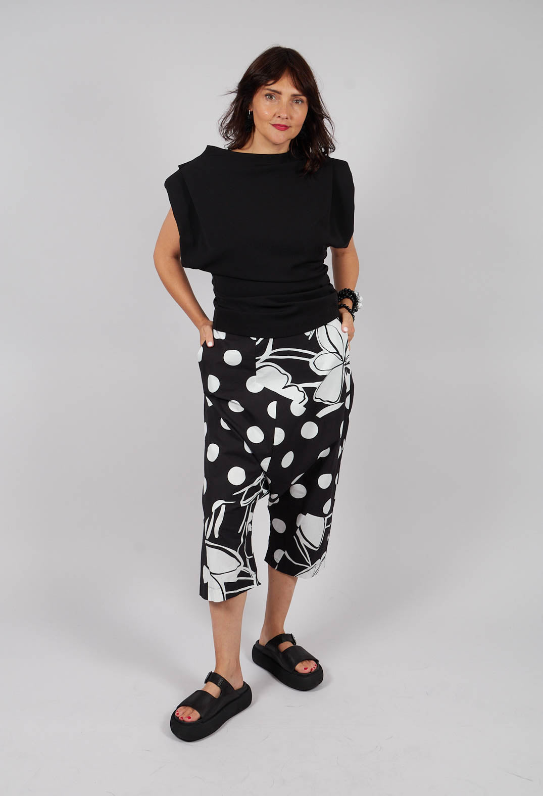 ※専用Cross＆Cloth Polkadotprintstraighpants Drop-Crotch Polka Dot in Original Black – Olivia May