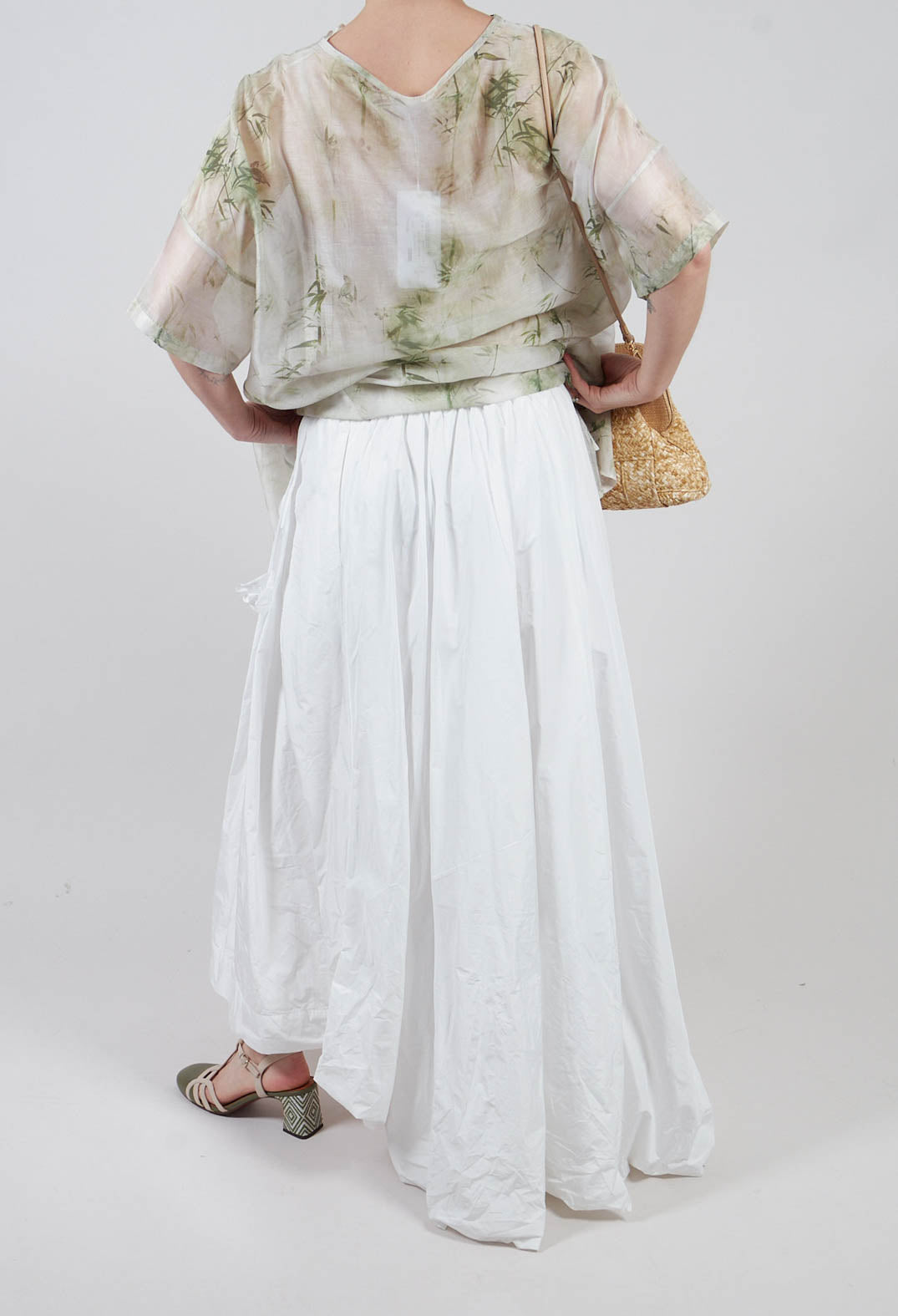 Dipped Hemline Skirt in White