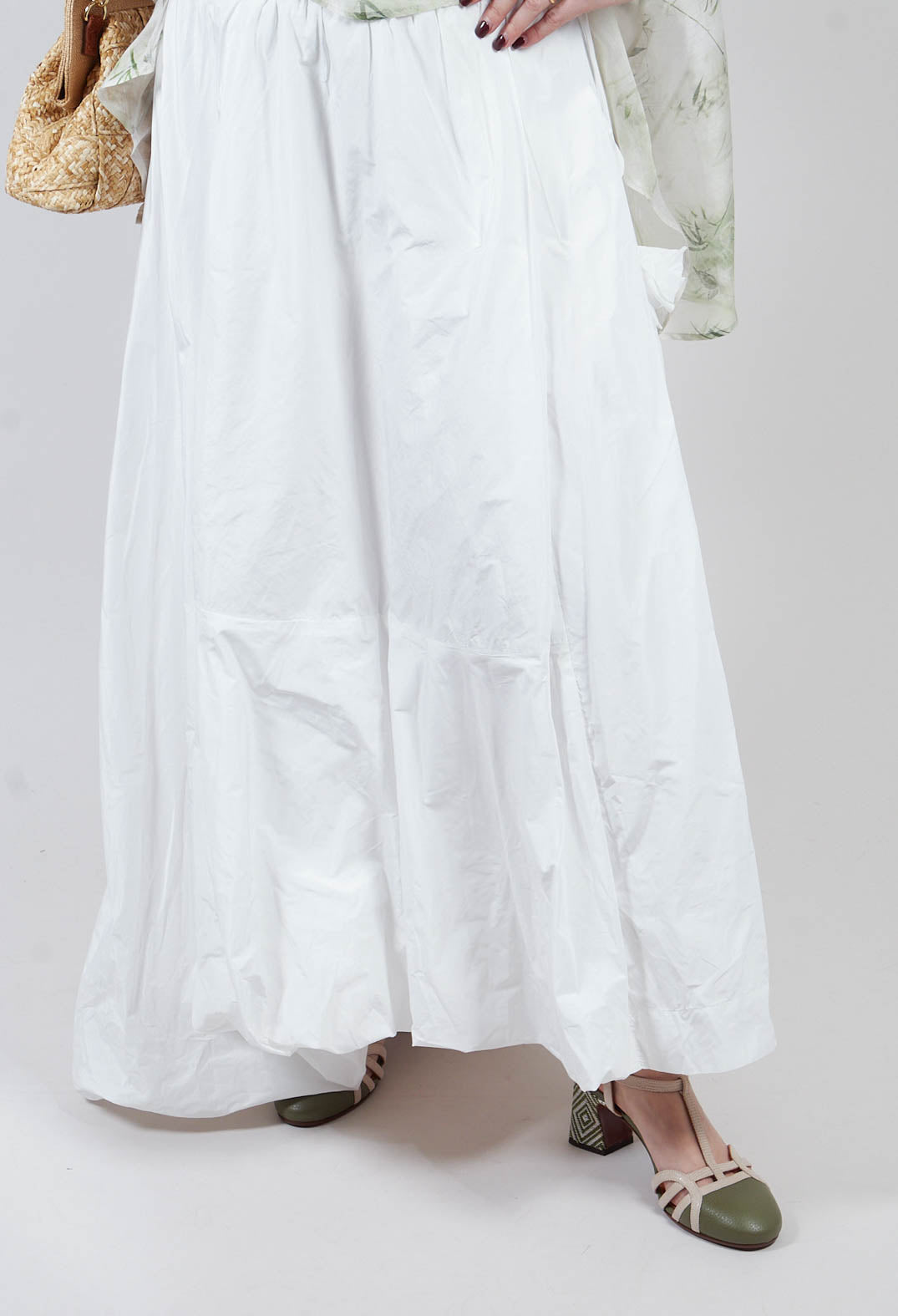 Dipped Hemline Skirt in White