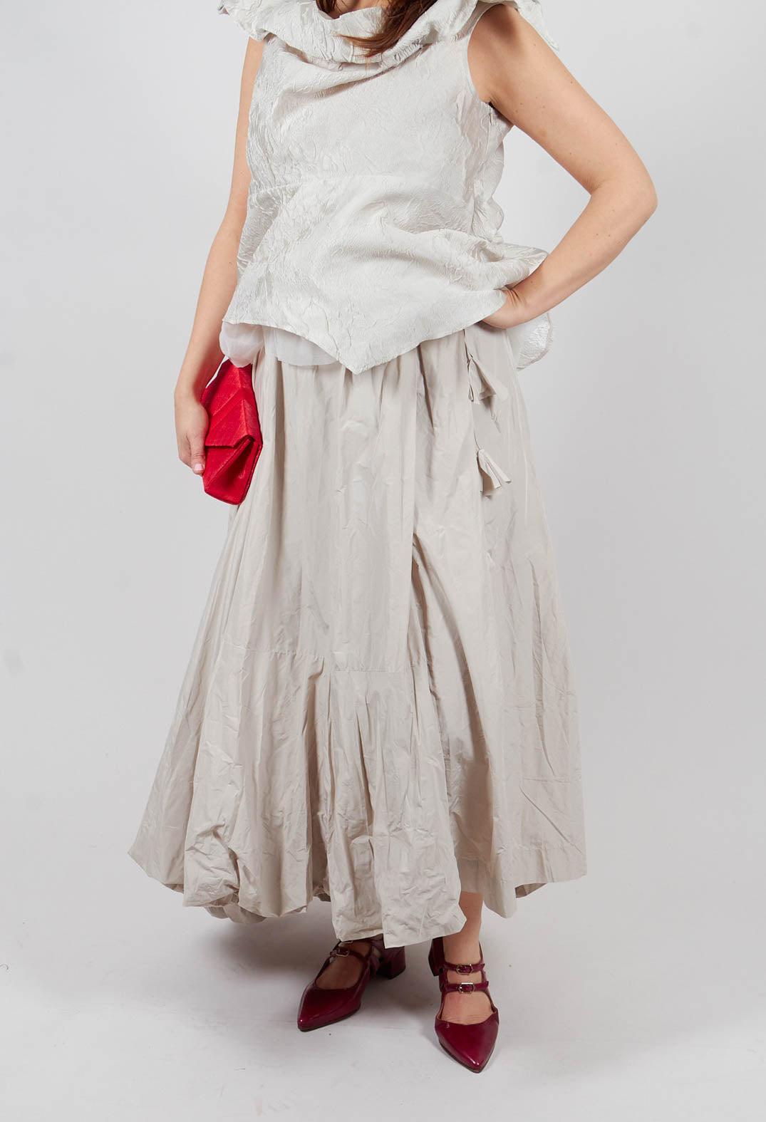 Dipped Hemline Skirt in Beige