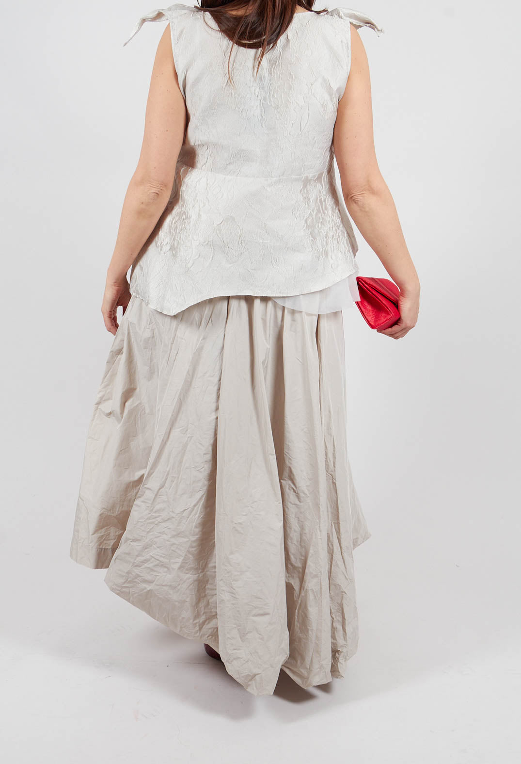 Dipped Hemline Skirt in Beige
