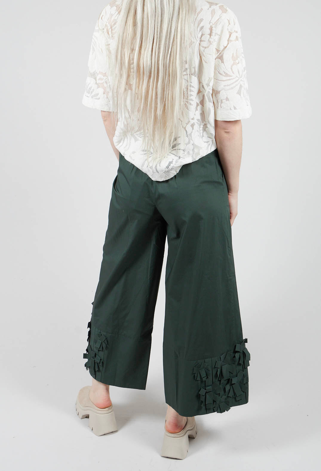 Fabric Embellished Hemmed Trousers in Green