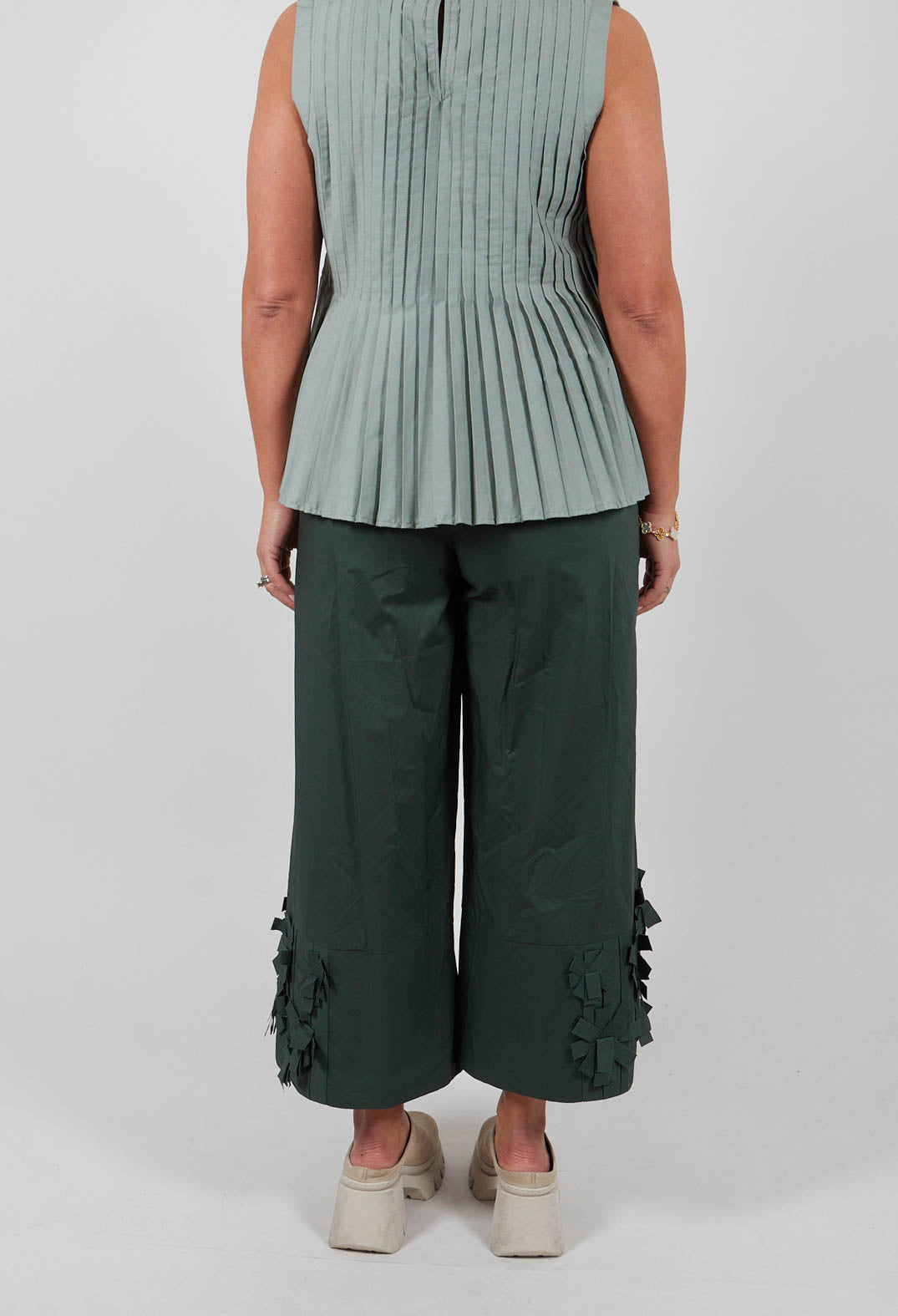 Fabric Embellished Hemmed Trousers in Green