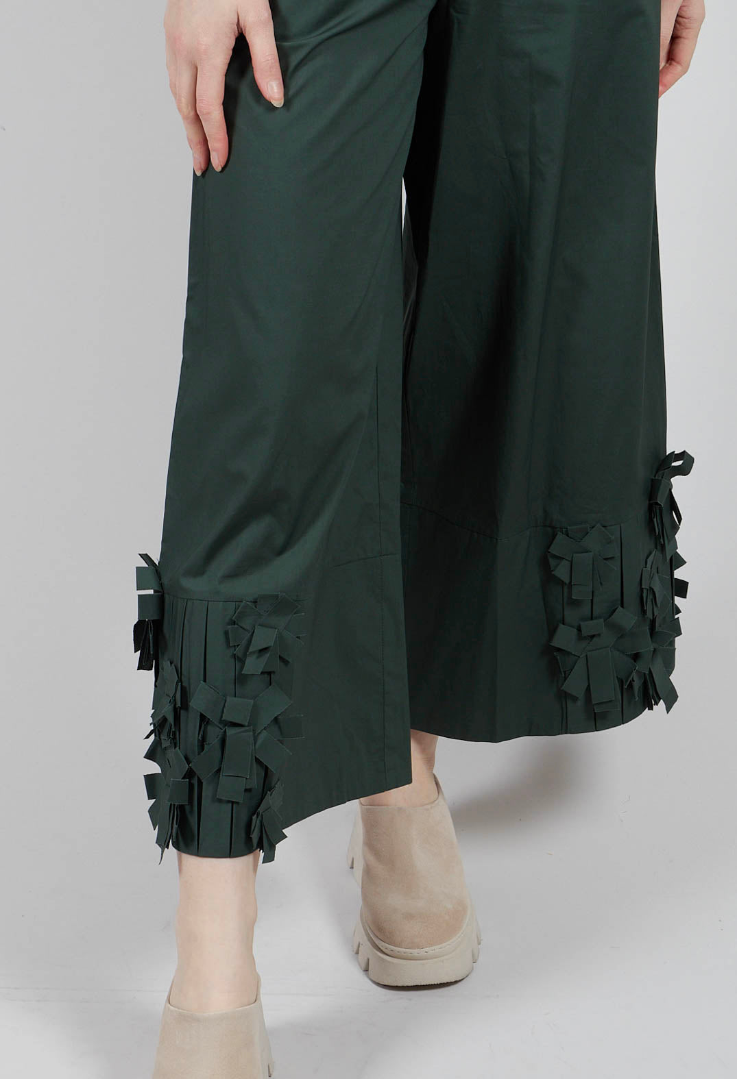 Fabric Embellished Hemmed Trousers in Green
