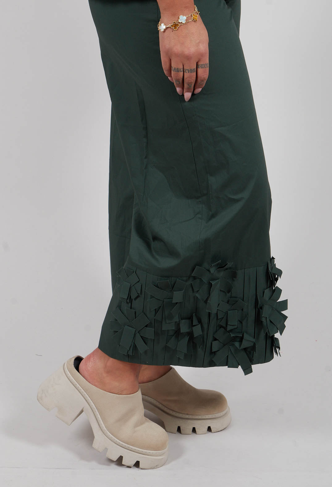 Fabric Embellished Hemmed Trousers in Green