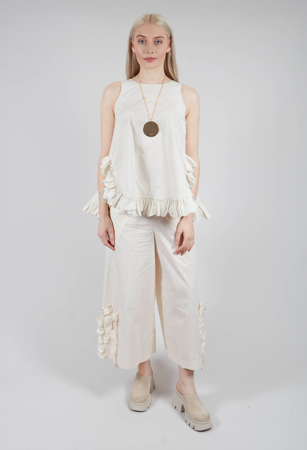 Pantalone Trousers in Cream
