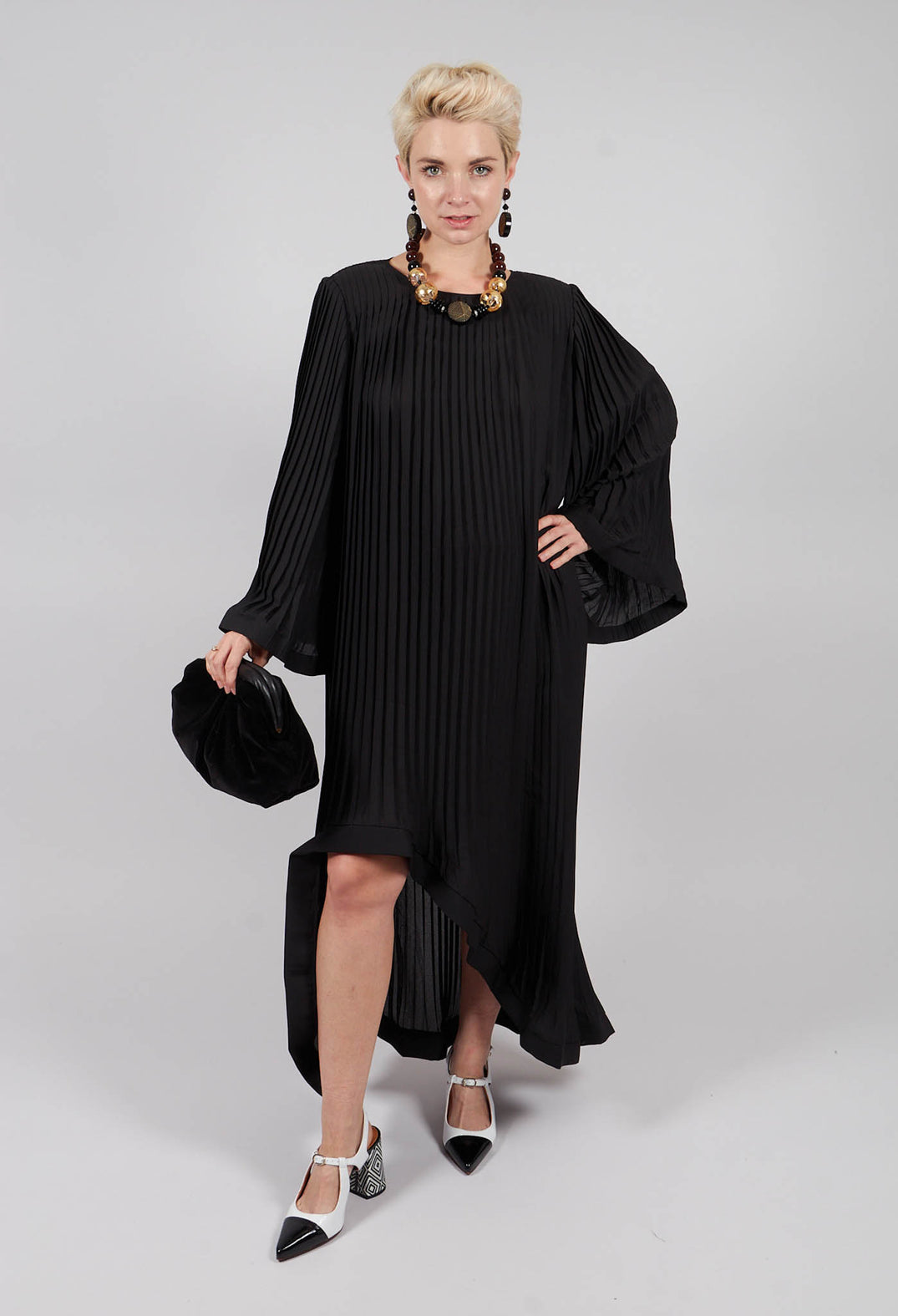 Butterfly Sleeved Pleated Dress in Black