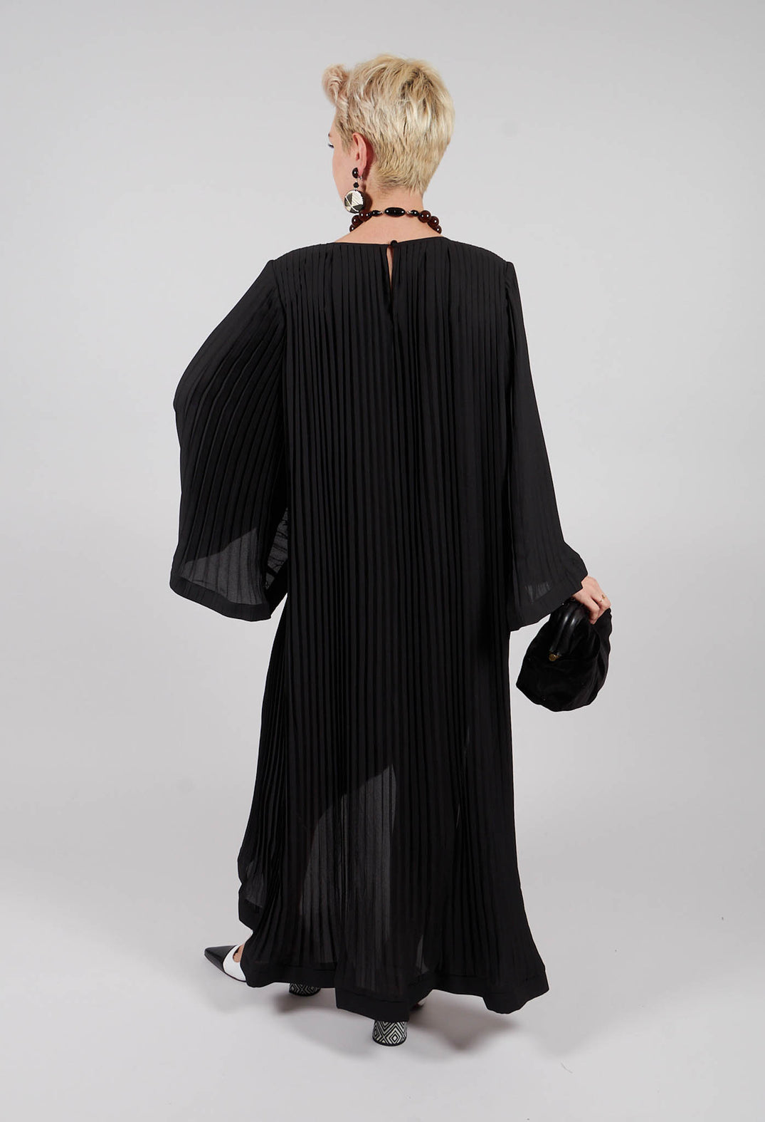Butterfly Sleeved Pleated Dress in Black