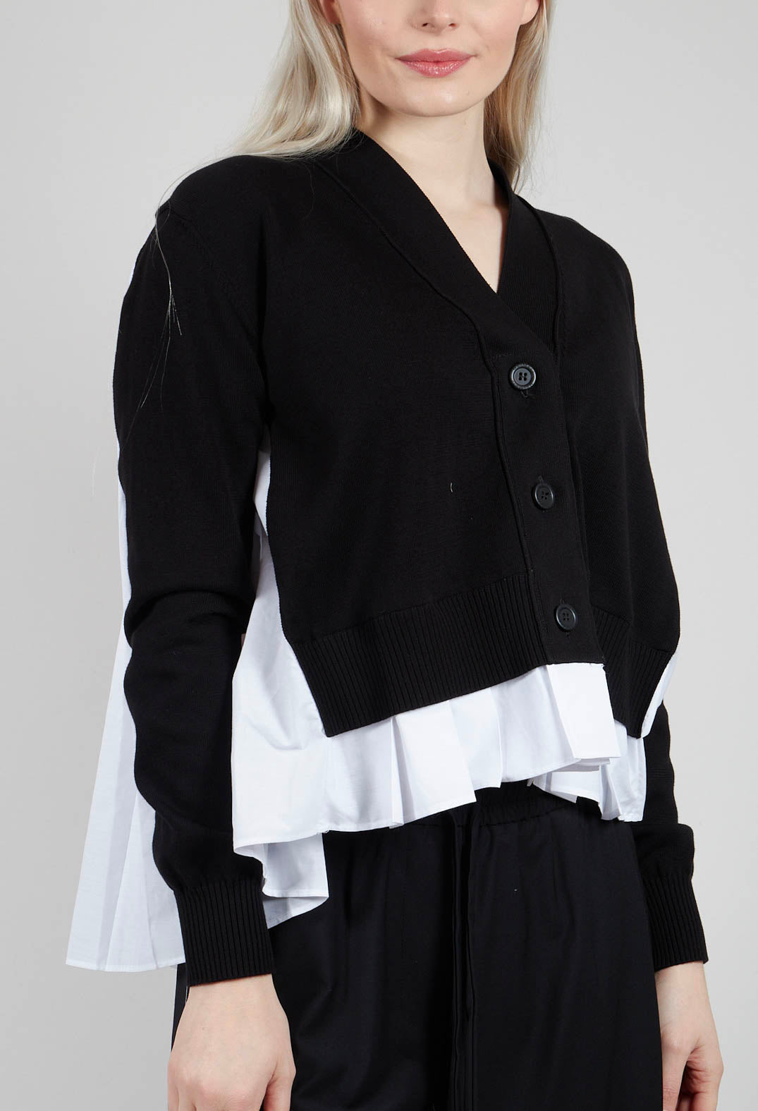 Pleated Shirt Cardigan in Black
