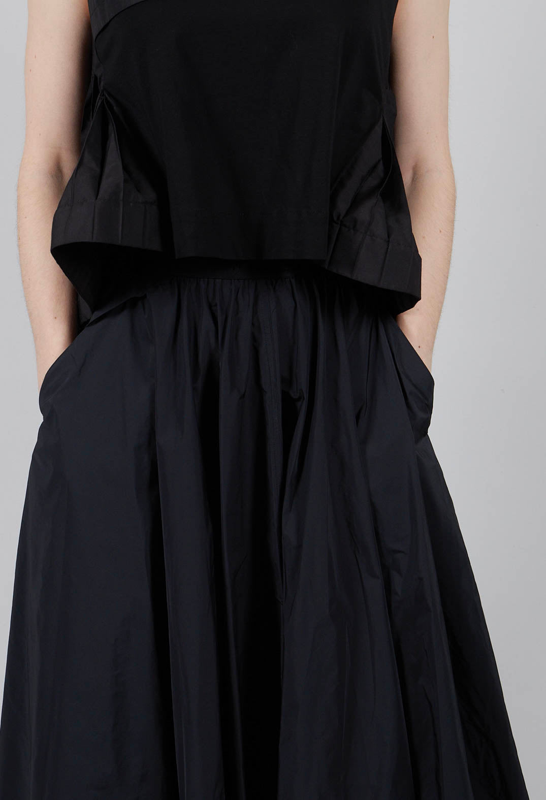 Pleated Skirt in Black