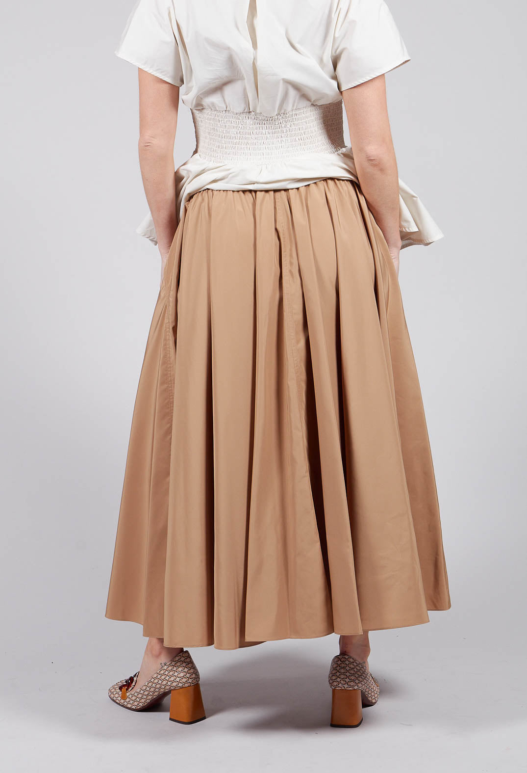 Tan pleated skirt discount